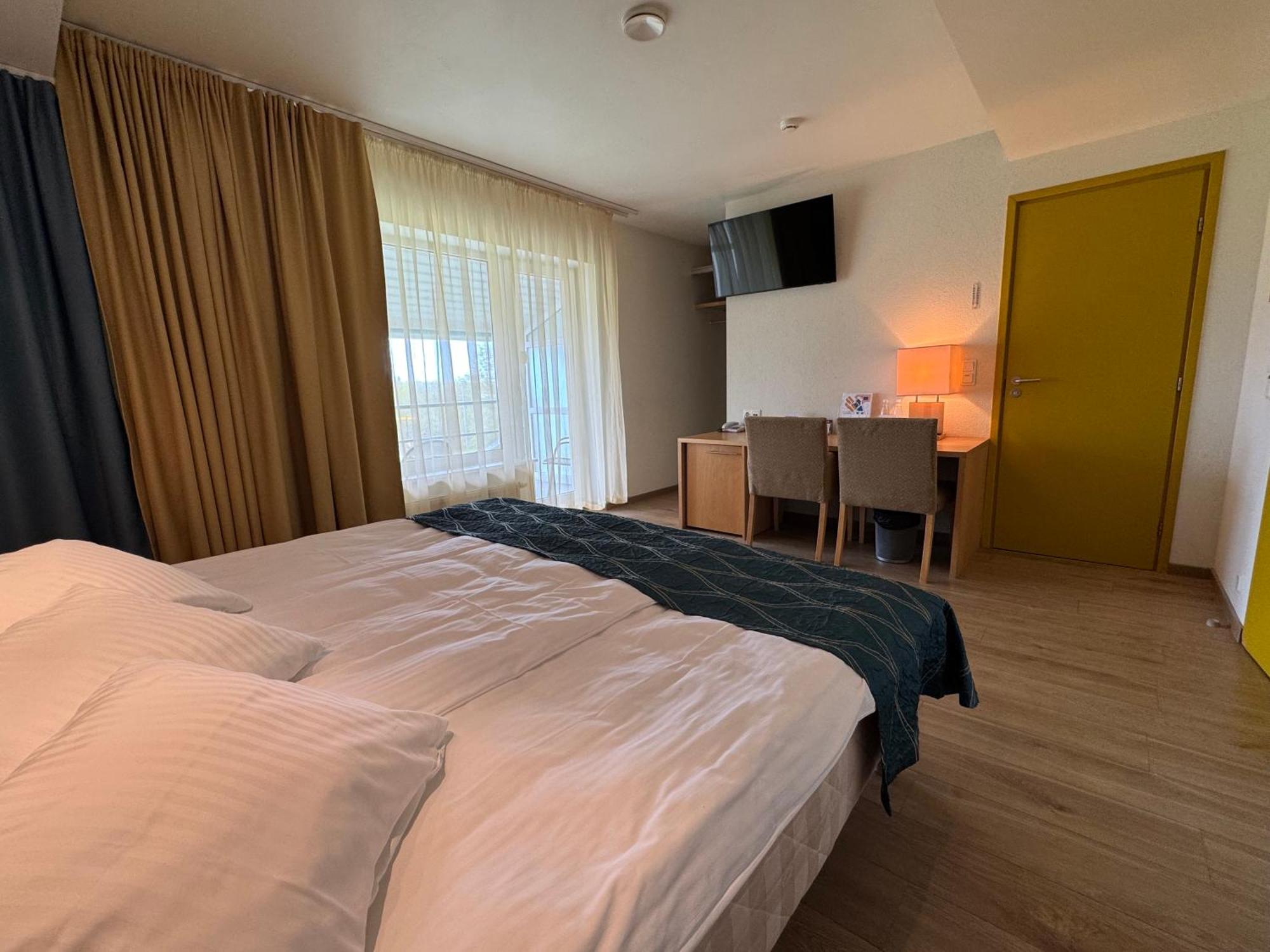 Fra Mare Thalasso Spa Haapsalu Bagian luar foto